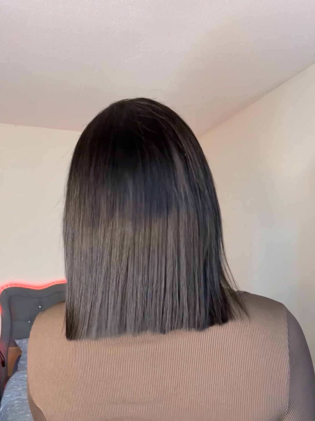 Carré lisse Brésilienne
